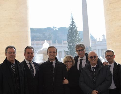 La delegazione della Giunta regionale guidata dal Governatore Massimiliano Fedriga (il terzo da sinistra) e composta (da sinistra) dagli assessori Graziano Pizzimenti, Fabio Scoccimarro, Barbara Zilli, Sergio Emidio Bini, Sebastiano Callari e Stefano Zannier. 